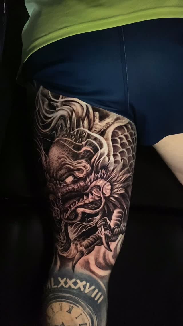 ๐ Dragon tattoo๐๐พ
SPOTS AVAILABLE FOR THIS WEEK, DM US FOR BOOKINGS ๐๐ฝ
#dragontattoos #realistictattoos #realistictattooartist #balitattoo #balitattoostudio