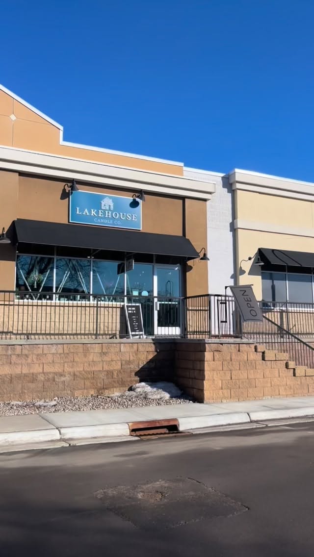 The Lakehouse shop is loving this beautiful MN spring weather in February ☀️
Happy Friday, and Happy Valentine’s weekend, Lakehouse friends!!
❤️
#valentinesday #woodwickcandles #soycandle