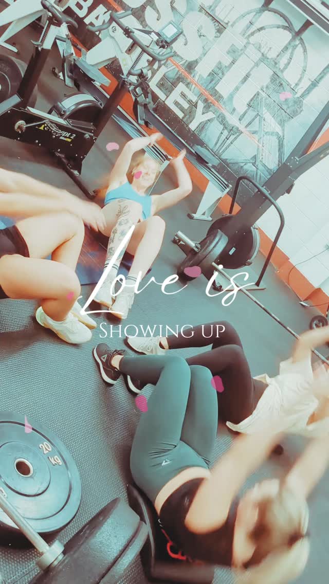 Happy Galentines 🩷
It's funny, one day you turn up at a new gym, totally out of your comfort zone and you team up with total strangers...
Those strangers then go on to be:
Your new ho's from another bro
Your agony aunts
Your favourite weirdos
Your biggest cheerleaders
Your partners in crime
You then wonder how the fuck you managed without them?
What if you hadn't have taken the risk of stepping through those doors?
And all this magic happens in our 4 walls 🥰
#crossfitbarnsley #girlgang #galantinesday #stronggirls