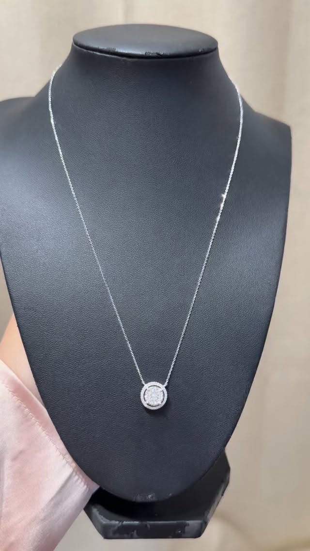 0.24 ct natural diamonds
VVS, Color G-H
14K 2.33g
PHP 41,000