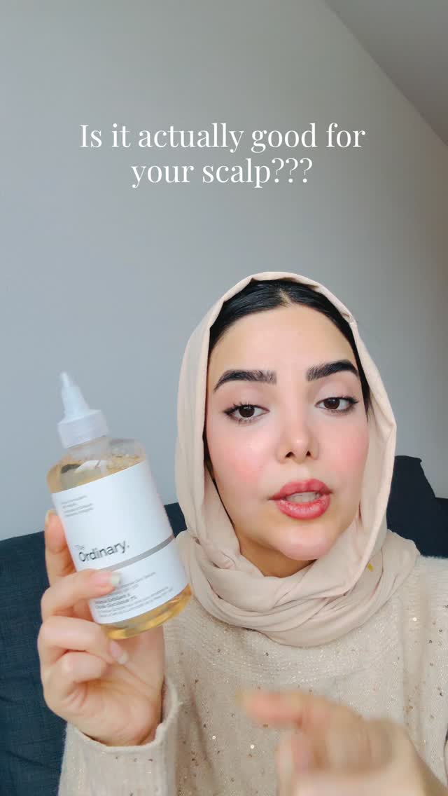 You’ve probably seen this toner everywhere.
But using it on your scalp? That’s a different story.
If you want to know exactly how to use it,
comment ‘scalp’ below ✨
#glycolicacid #ordinaryacid #scalp #healthyhairjourney #hairroutines