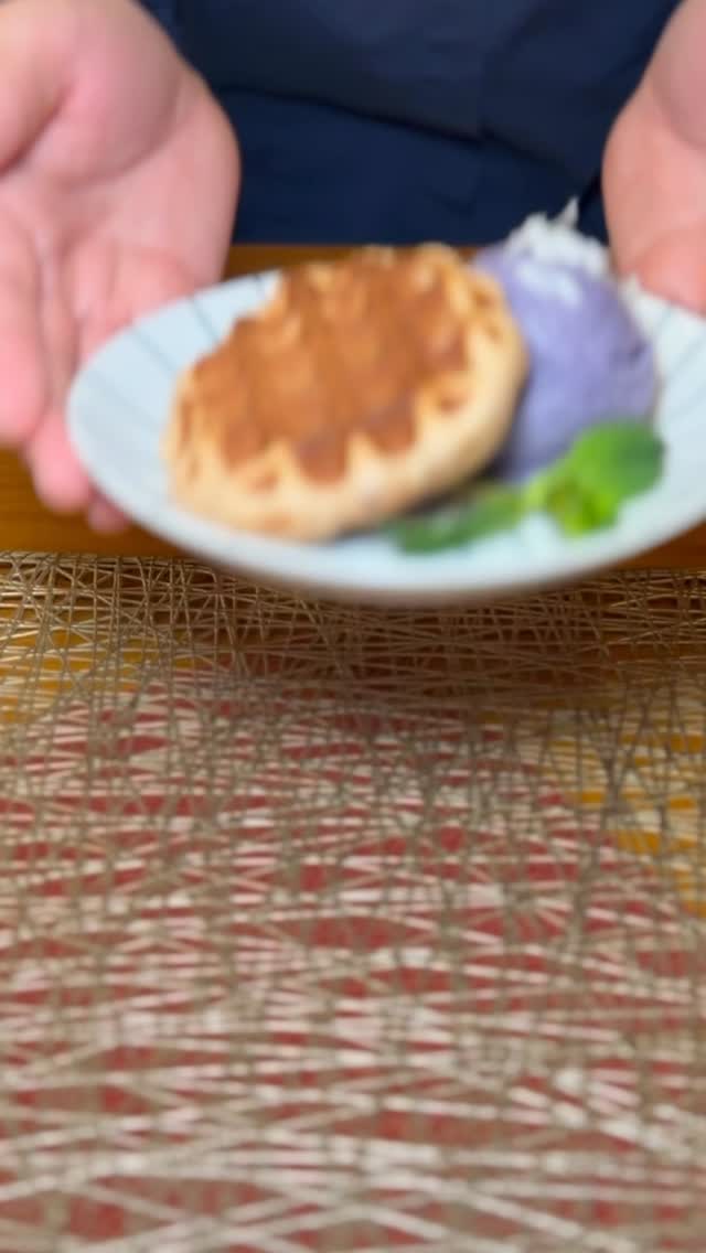 Introducing this month’s special dessert @soba.azuma !
A strawberry waffle filled with matcha mochi — crispy, chewy, and perfectly sweet.
Plus, don’t miss our promotional Omatcha Set 🍵
Straight matcha, paired with any mochi waffle and ice cream of your choice.
Limited Time Only!
Come try it this month.
#sobaazuma
#izakaya
#seasonaldessert
#sobarestaurant
#matcha