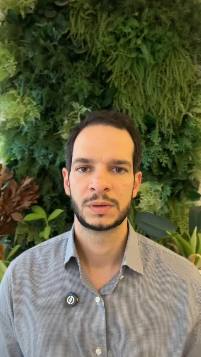 💊Tirou a vesícula… precisa suplementar vitaminas? 🤔
Essa é uma das perguntas que mais escuto no consultório após a retirada da vesícula biliar.
A digestão muda, o corpo se adapta… mas será que isso impacta na absorção de vitaminas?
🎥 Dá o play e entenda quando isso é necessário, quando não é e por que a avaliação médica faz toda a diferença.
#vesicula #colecistectomia #vitaminas #saudedigestiva #cirurgiadigestiva