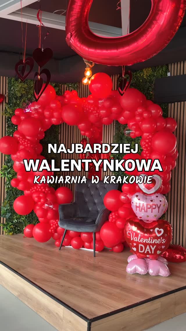 💘 Najbardzej walentynkowa kawiarnia w Krakowie 💘
Jeśli szukacie miejsca na romantyczną kawę, piękne zdjęcia albo chwilę tylko dla siebie — właśnie je znaleźliście ✨
Widok na Zakrzówek robi wrażenie o każdej porze roku
Pyszna kawa i rozgrzewające herbaty ☕🍵
Desery i ciasta, które dadzą chwilę słodkiej przyjemności 🍰💕
📍 Panorama Zakrzówek
ul. Wyłom 20
Czynne codziennie 9-18
#krakow #walentynki #kawiarnia #zakrzowek#krakowplaces