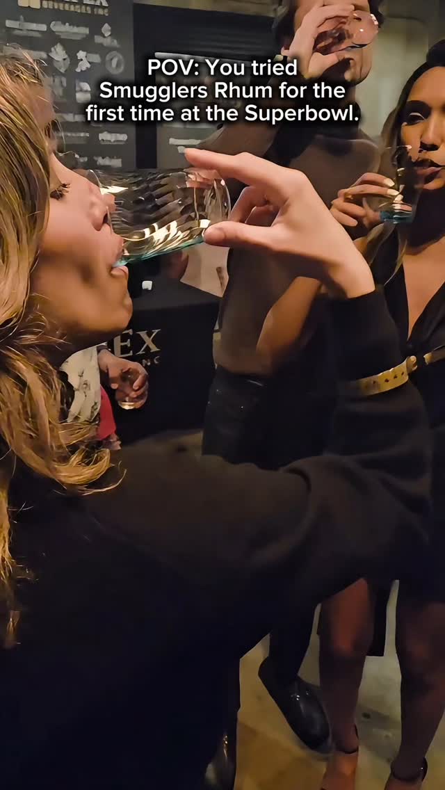 Event after event, the blue took over.
Big Game week, first sips, real reactions.
Smugglers Rhum 💙
Thank you @ospreycollective and @artofwhiskeyevent for having us!
Get your own bottle. Link in bio.
#SuperBowlWeek #FirstSipReaction #EnterTheBlue #EventVibes #SmugglersRhum