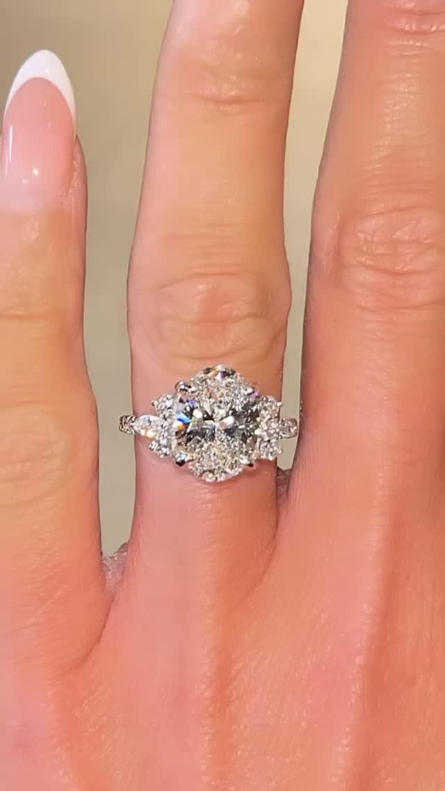 PSA. 🩷💍💎
#nataliajewellers #southsurreyjeweller #yvr #customjewelry #whiterockjeweller