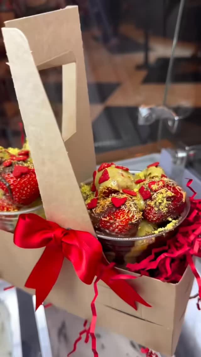 #providence #valentinesday #dessert #dubaichocolate