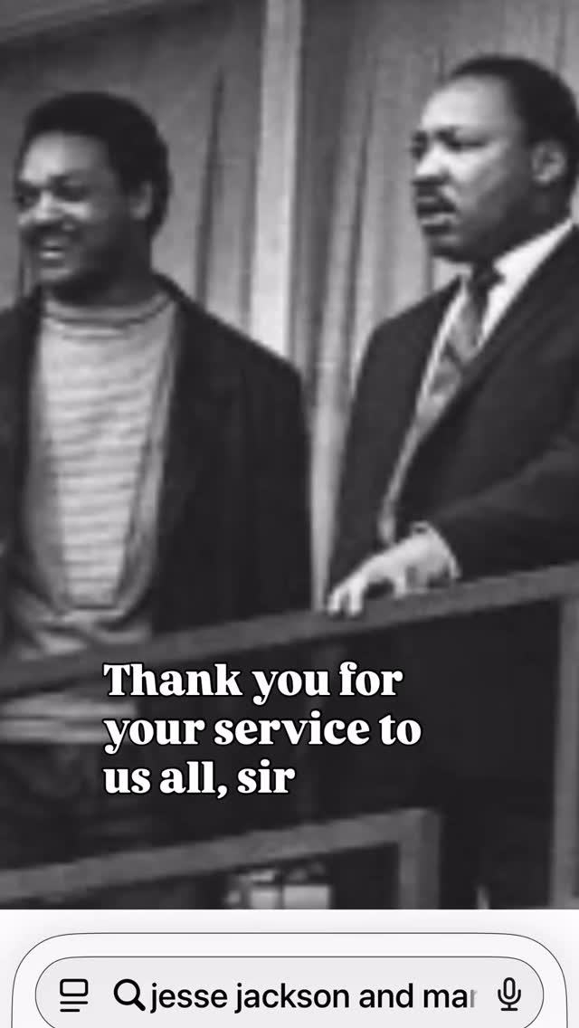 Medborgarrättsledaren Jesse Jackson har avlidit, 84 år gammal.
Han marscherade vid sidan av Martin Luther King och var under hela sitt liv en engagerad röst för jämlikhet och afroamerikaners medborgerliga rättigheter.
#jessejackson #civilrightsmovement #afroamerican