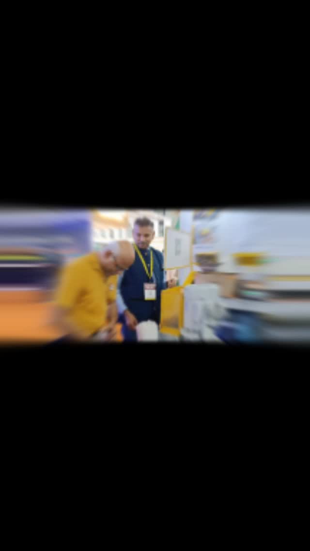 Thank you Chetan-ji for the interest to understand how #silicaplasticblock could address all kinds of low value discards.
MLPs, Single use plastic, empty medicine strips.
It was interesting to discuss hownthe versatility of the #spb process allows to accept plastic with aluminium foil.
Plastic plays an active role as a binder while
Aluminium, sand, dust, ash and all such inert materials act as a filler.
Together they give each other a new life, being back our wasted resources to #circularity.