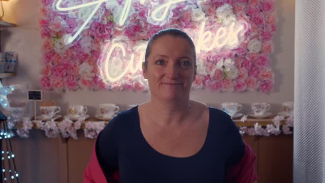 Je suis ravie de vous présenter le film publicitaire réalisé par les étudiants de @valdeurope_ynovcampus
J’ai sélectionné celui de Orlane Faustin @oflight.studio
Un grand bravo à toute l’équipe :
Andréa Marques Erwan Mirbel Kahina Alileche Liam Mohamed Farook Noah Cecconi Erwan Boulet Doriane Mandungu, Éric Koffi et leur professeur Virgile Gesbert
Merci 🙏🏻🩷
Angie’s Cupcakes 🧁💐 43 rue du Chemin de Fer, Lagny sur Marne
#angiescupcakes77 #filmpublicitaire #cupcakes #seineetmarne ynovcampus @valdeuropeagglomeration @lagnycommerces