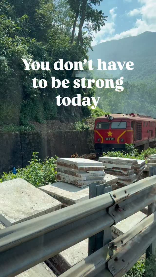 Some days strength looks like surviving the anniversary.
Some days it looks like getting out of bed when your heart is heavy.
Strength goes beyond that.
It’s staying.
It’s feeling.
It’s taking one tiny step forward.
You don’t have to be strong in the way the world defines it.
You just have to be here.
If this speaks to you:
📘 Comment NOW WHAT (to follow my new book journey)
#changeishard #lifeafterloss #strongwomen