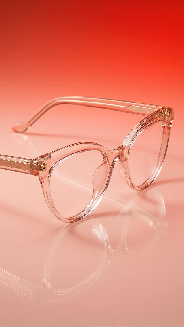 ❤️ Happy Valentine’s Day ❤️
#CaronEyewearStyle
#caroneyewear
#ValentinesDay #opticians
#independentopticians