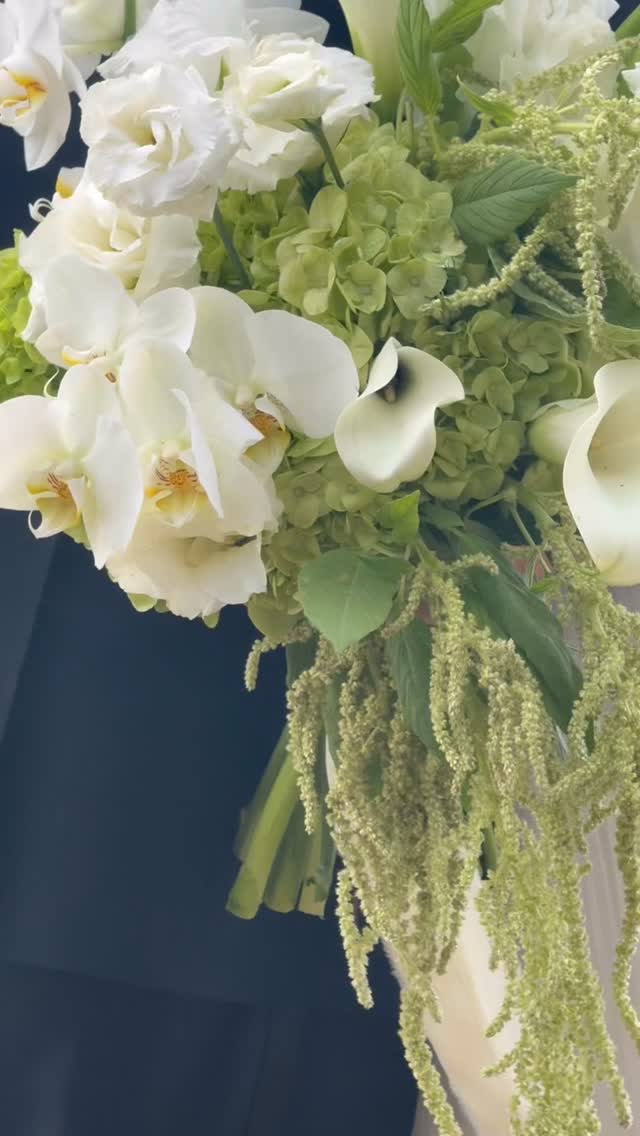 Spring is right around the corner and these colors are about to bloom:
Crisp Ivory
Ice Blues
Bold Pinks
Buttery Yellow
Rich Violet
Mossy Greens
Spring color palettes are leaning joyful, layered, and full of personality this year. The neutrals are softer, the brights are bolder, and the overall vibe? Intentional and happy. 🖤
#georgiawedding #savannahweddingplanner #weddingsofinstagram #springweddings #weddingdesign