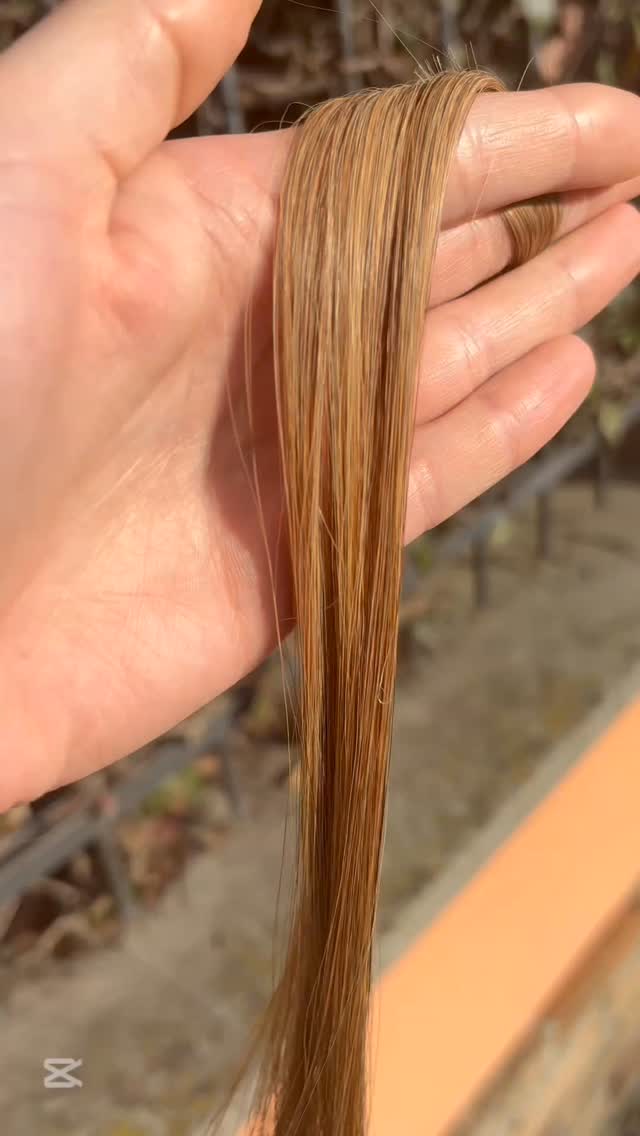 Vuoi infoltire i tuoi capelli? Vuoi più pienezza e lunghezza? 🤔
Siamo entusiasti di presentarti il nostro nuovo progetto:
HairDreams! 💫
Stiamo lavorando sodo per diventare esperti nell'applicazione di extension di capelli di alta qualità, per aiutare le persone a ritrovare il sorriso e la fiducia in se stesse.
Le nostre extension sono realizzate con capelli selezionati uno a uno, per garantire un risultato naturale e duraturo. Offriamo diversi metodi di applicazione, tra cui il freestyle, che puoi vedere in azione nel nostro video.
Siamo qui per aiutare chi ha i capelli vuoti, chi vorrebbe vedersi più piene e chi vorrebbe allungare i propri capelli.
La qualità è altissima, le nostre extension sono realizzate con capelli che rispettano la struttura naturale del capello, per un risultato impeccabile.
Se vuoi scoprire di più su HairDreams e come possiamo aiutarti a realizzare il tuo look dei sogni, contattaci! 😊
#hairdreams #capelliveri #extensions #iprimispecialistinelbenesseredeicapellisottiliediradati #soluzionireali