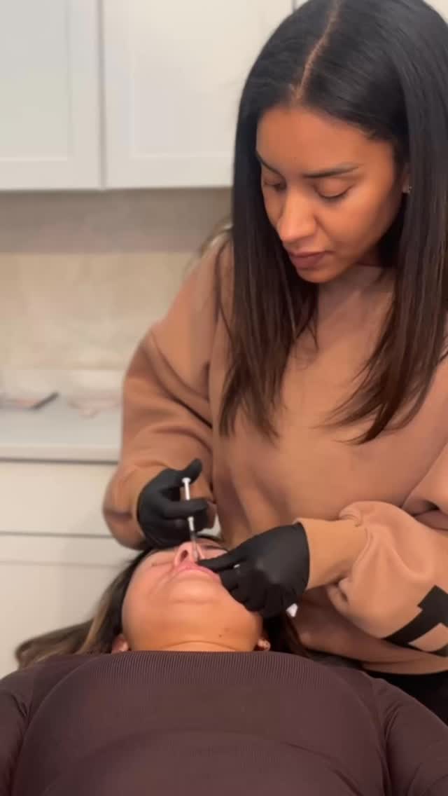 What can I say, we just love lips with good shape & vertical height #lipsbymeli #medsparaleigh #lipfillerraleigh #lipfillercharlotte