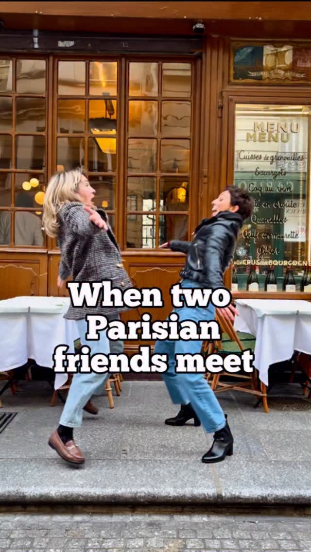 Sometimes we forget our snobbish Parisian attitude.
All it takes is bumping into a girlfriend on the street for us to forget that we have Parisian standards to uphold!
ā¤ļø yes Parisians can be friendly and once you win their friendship itās forever!
#parisian #lavieparisienne #parisianlife #parisienne #parisianmood