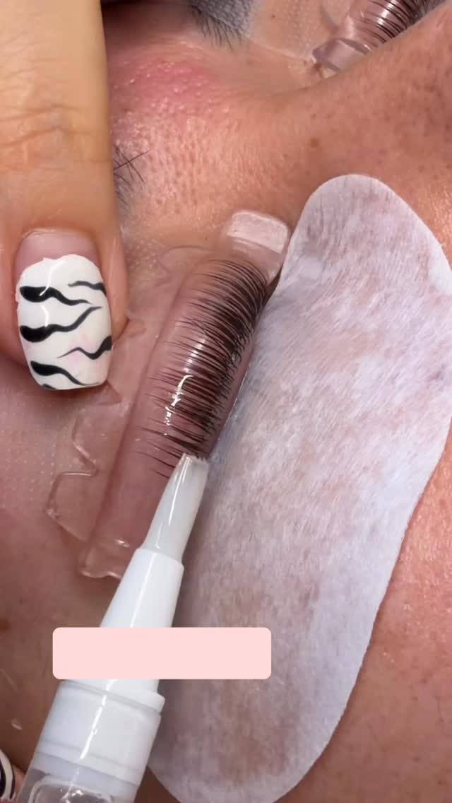 #eyelashliftandtint in process with lots of care ❤️❤️ #lashlift #wellingtonlashes #eyelashextensions