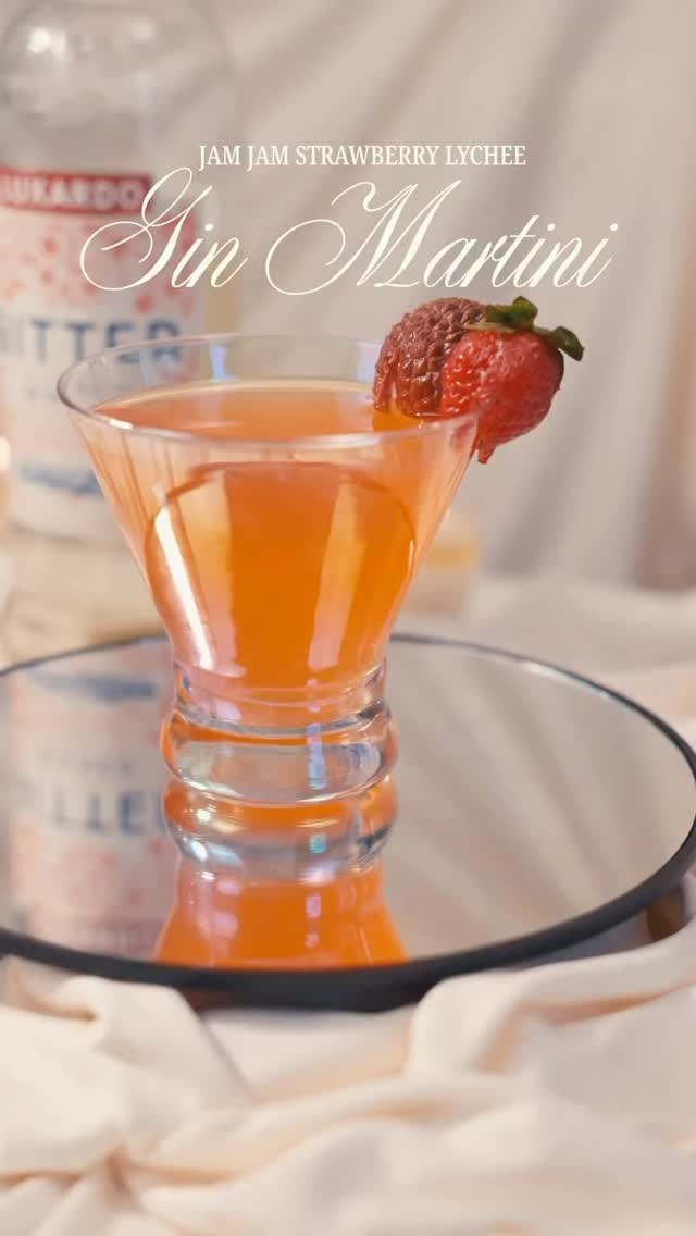 Soft fruit notes meet a refined, bittersweet edge. A Jam Jam Strawberry Lychee Gin Martini by @courtneefutch, crafted with Luxardo Bitter Bianco. ๐๐ธ