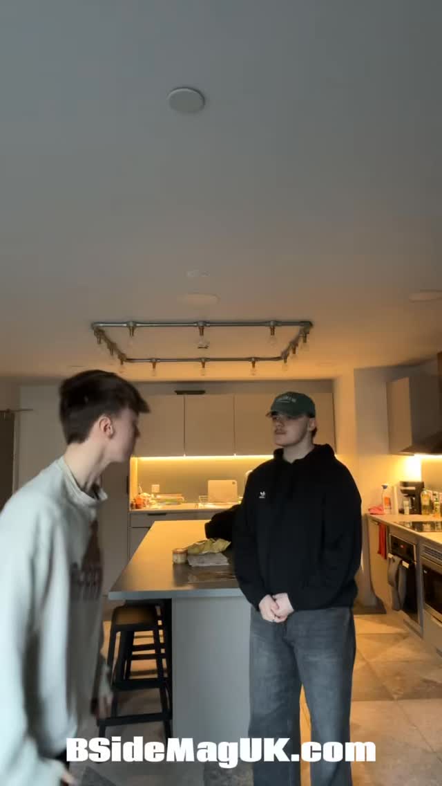 You CAN trust a B-Side Magazine. Edition 002 out now featuring:
@matildaprattofficial
@harveyjaydodgson
@sterlingpress
@cherryholtstereo