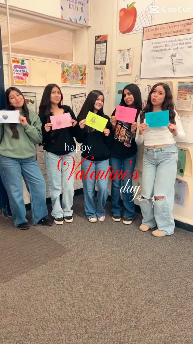 ❤️🤍💙 There’s Still Time to Show Some Love! 💙🤍❤️
This Valentine’s Day, let’s go beyond candy and flowers and share something even more meaningful gratitude. 🇺🇸
There is still time to create a Valentine’s card for a veteran and remind them that their service and sacrifice are not forgotten. A simple message of appreciation can brighten Veterans entire day.#unitedupstanders #community #valentinesforveterans