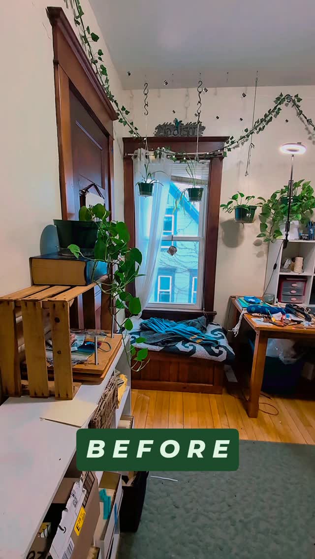 ✨ UPGRADE ✨
It has been a long, cold, miserable January. The dark winter days bring with them Seasonal Depression on top of the regular flavor. This (on top of the state of the world) often leads to me shutting down to *Hermit Mode*, leaving my studio in stasis from the last holiday market I did, until I'm ready to face the chaos.
It is time!
I scored a bookshelf from my neighbors who are moving and was able to revamp my studio, reorganize the space and, most importantly, clean. Now my brain can more easily tune in to what is needed to be done and the work I desire to focus on.
Meaning, I'll actually reply to emails, restock my favorite shops and plan out this year's shows.
Candles and vibes by 🖤 @big_white_yeti 🖤 @ctoan.co 🖤@nourishnaturalproducts 🖤
#milwaukeeartist #printmaker #handmade #smallbusiness