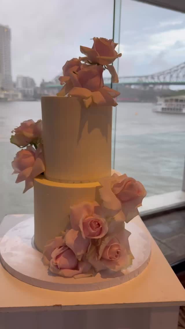 #glam #photobooth #thatphotoboothrocks #weddingphotography