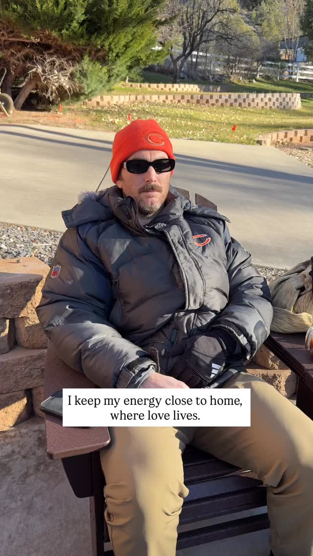 My energy stays close to home, where love lives.
With my family.
With my community.
With my body.
With whatās real and right in front of me.
Thereās a whole world out there designed to pull you away from yourself.
To distract you.
To divide you.
To convince you that your attention belongs everywhere except where your feet are planted.
Iām not interested in playing that game.
Iām choosing presence.
Tending to whatās close.
Choosing love as a daily practice, not a concept.
Choosing to let people be people, without judgement.
Choosing light, again and again.
Trusting that everyone has their own spiritual role to play.
If Iām going to offer anything to the world, it starts here.
With care.
With devotion.
With staying rooted in what matters most.
In how I live.
In how I love.
So I keep my energy close.
Rooted in love.
Thatās how I believe the world changes, and how the axis stays tilted toward light. š¤