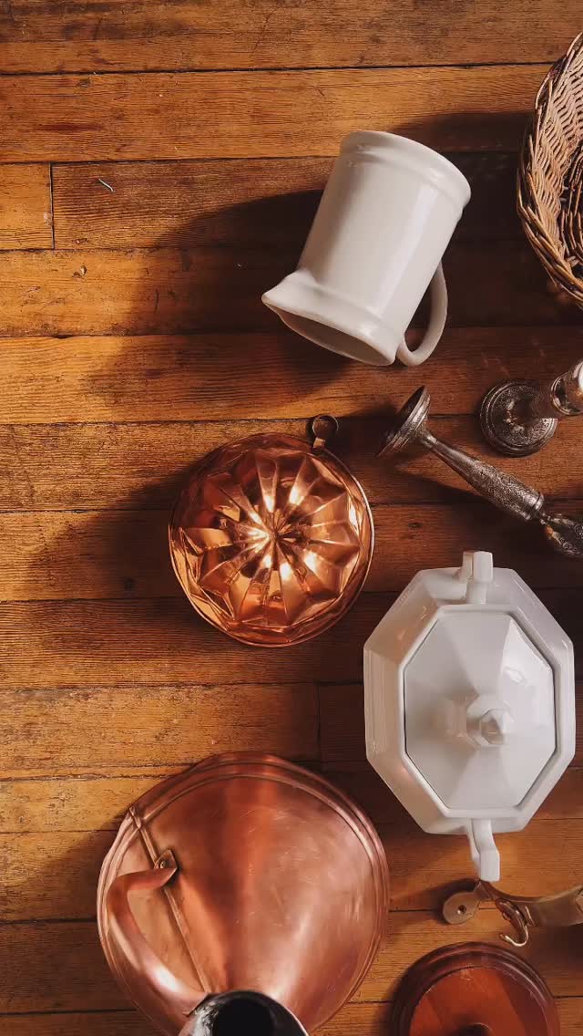 New antiques & vintage.
Monday morning 9am PST.
Join our mailing list to be first to know about new arrivals.
#happyvalentines #valentines #roses #antiques #love