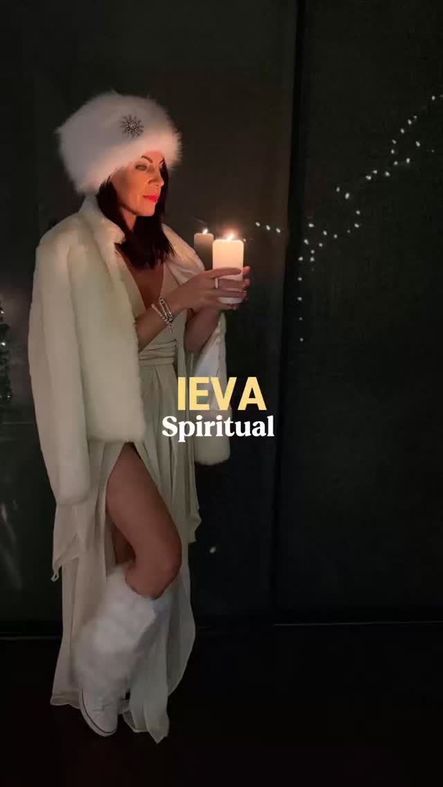 ✨ Allow me to reintroduce myself!
🌟 A dreamer by heart, a wanderer by soul, and an artist by trade. I find inspiration in the whispers of the wind and the colours of the sunset. 🌄 I'm passionate about my journey of creativity, spirituality, and living life to the fullest.
Be Fearless in chasing your dreams and embrace every moment of the journey ! 💫
✨
✨
✨
#life #spirituality #growth #love #connection #adventure #vibes #innerpeace #consciousness #mind
#ontario #whitbyontario #whitby #torontolife #whitbymoms #scarborough #toronto #oshawa #permanentbeautybyieva