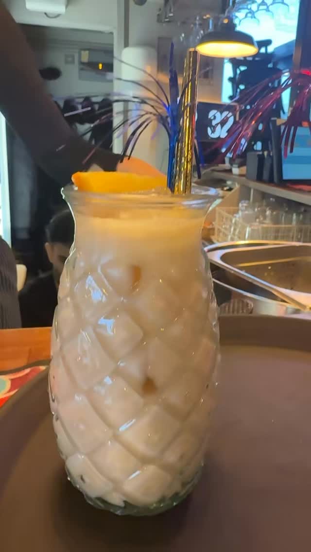 Pineapple Colada ๐ or Pink Paloma ๐น
#cocktailsofiฬnstagram #cocktails #dundeerestaurant
