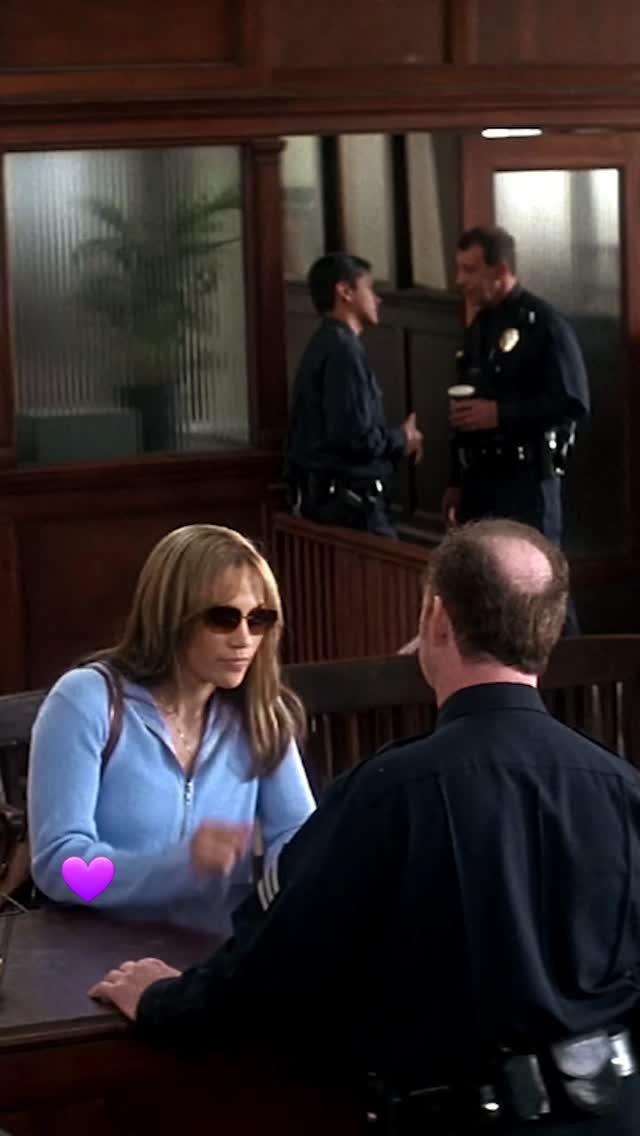 It's important to know that victims do not stay in abusive relationships because they enjoy being abused. Rather, they have very real, compelling reasons for staying.
#dvsurvivor💜 #abusiverelationship #survivor
#repost