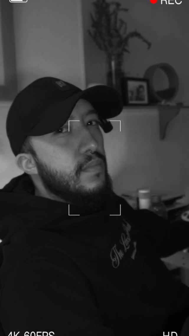 La cafeína mejora tu reacción y reduce la fatiga en el deporte. ☕️
Estos son algunos beneficios del cafe antes de entrar a nuestro CQB.
Nos vemos en AirsoftClubHouse 😎
#creatorsearchinsights #airsoftbogota
#cafeinaperformance #CQB
#jugadores