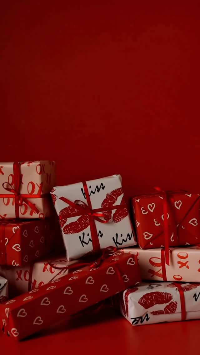 Tick tock… Valentine’s Day is coming FAST 💕
Don’t panic—your perfect last-minute gift is right here.
Check out our website or send a DM.
#LastMinuteGifts #VDayReady #LoveLetterCollection #ShopSmall #HandcraftedWithLove