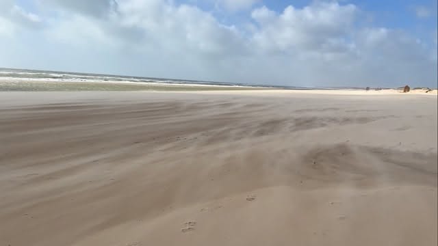 A little windy 😂