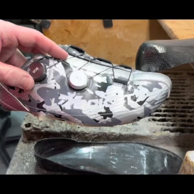When all the carbon work is done and ready for lasting.
#carbon #customcyclingshoes #rocket7 #cyclinglife #customshoes