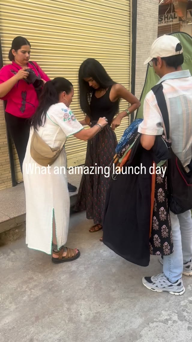 What a beautiful day of orders 🤍
So many familiar names popping up and so many new customers too — it honestly means the world. Thank you for supporting my little business. I’ll be packing and posting as fast as my hands can go over the next few days to get your orders out to you ✨