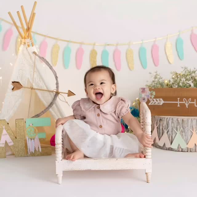 Wild One! Smash Cake! #1yearstudiophoto #1yearmilestone #Smashcake #firstyearphoto #smashcakephoto 1yearPhotoStudio Sugarbaby SugarbabyStudio SugarbabyPhotography SJPhoto1yearbirth 1yearmilestone dohl Dolzabi firstyearpartyphoto 1yearPhoto Dohlphoto Koreantraditional Sugarbaby SugarbabyStudio SugarbabyPhotography SJPhoto