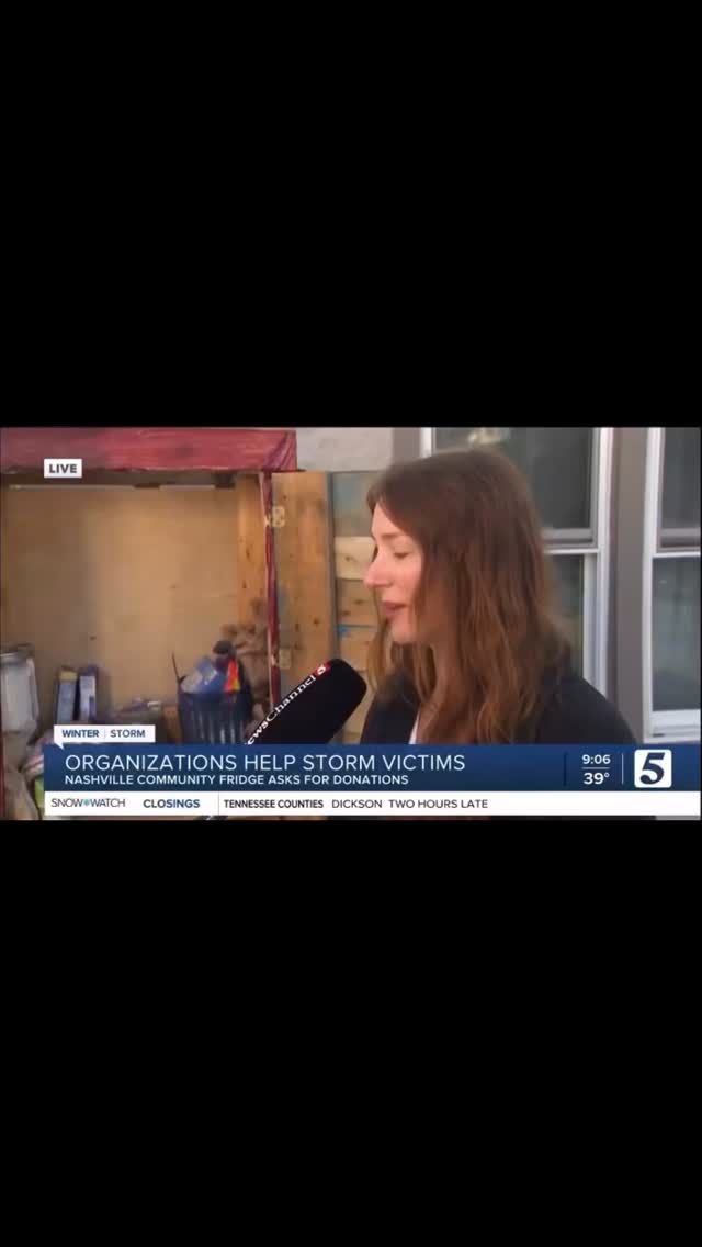 Channel 5âs Tony Sloan came out to interview us about the Nashville Community Fridge!
Collins gave a shoutout to Radical Rabbit for keeping the fridge full of delicious vegan soul food. So grateful for this community and everything happening here in Madison.
đŤś
@channel5
@nashvillecommunityfridge
@radicalrabbit_
@watershedmvmt
@collins_at_watershed