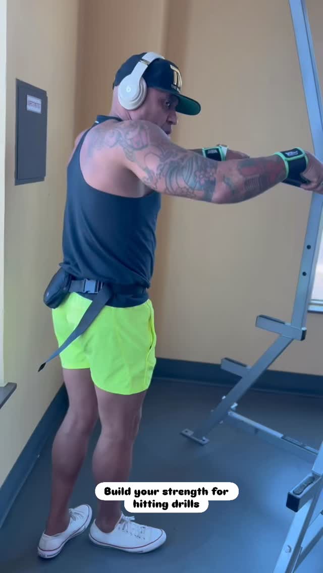 #legendry #baseball #barberlife #dips #mensphysique