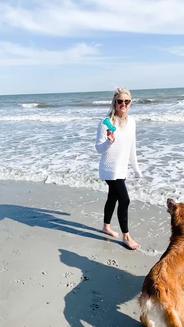 I asked my mental fitness coach “What is the marker of emotional health?”
I loved the answer:
1. Feel the emotion
2. Be okay feeling the emotion
3. Direct the emotion
Going numb isn’t the answer.
Stuffing emotions down doesn’t help.
Overthinking is usually caused by underfeeling.
But emotions don’t get to be in the drivers seat.
So once again:
1. Feel the emotion
2. Be okay feeling the emotion
3. Direct the emotion
If you want to learn more about mental fitness for vets, then DM me “vet” ❤️