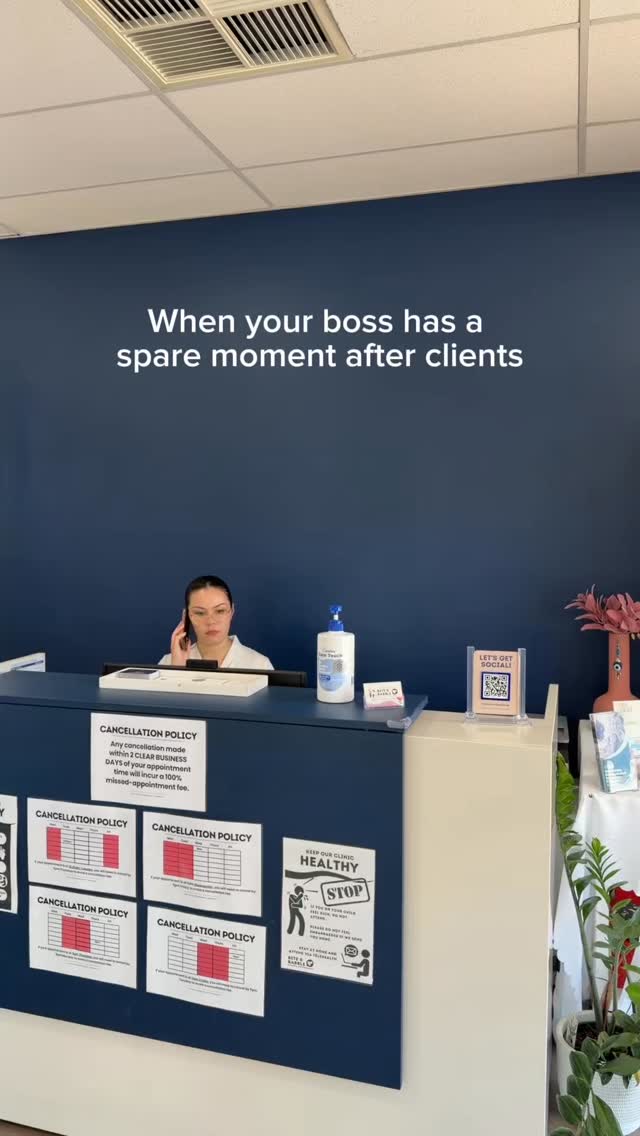 When the boss has been busy all day and FINALLY has a spare minute to answer all your questions.
No two days are ever the same here at BAB, and we wouldn’t change it!
#funny #team #speechpathology #biteandbabble #teamwork