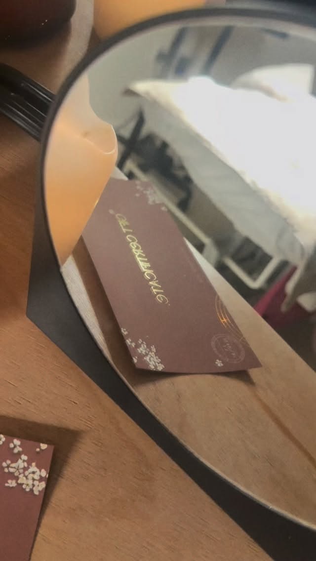 Your Valentine doesn’t want another basic gift…
They want glowing skin, silky hair, and main character energy 💅✨
Get them a LaBoheme Hub Gift Voucher and let them choose what they REALLY want:
💛 a facial they’ve been hinting about for months
💛 a dreamy head spa experience
💛 a luxury hair treatment
Bonus: our gift vouchers are so stunning they look like a present already 😍🎁
#ValentinesGift #Galentines #LaBohemeHub #lisburn #lisburnbeauty