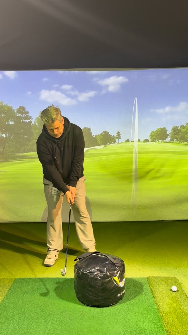 Using an impact bag like this is a great way to improve your impact position and understand what proper shaft lean should feel like at strike ⛳️
By increasing shaft lean you can compress the golf ball more effectively, leading to cleaner contact, improved ball flight and added distance. It is a simple drill that can seriously level up your ball striking 🎯
If you want to strike your irons better and add yards to your game, coaching sessions are available now. Send me a DM or book via the link in my bio 📩#golfswing #golftips #golftraining #golfcoach #golflife