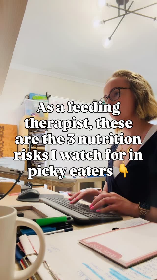 Picky eating isn’t just about limited variety — over time, a narrowed diet can impact overall health in ways many parents don’t realise.
Here are 3 key things I look at as a paediatric nutritionist 👇
1️⃣ Nutrient deficiencies
When kids eat only a small range of foods, they can miss out on essential vitamins and minerals.
Signs might include fatigue, poor concentration, brittle nails, eczema, low muscle tone, poor sleep, or frequent illness.
Balanced intake matters — even if we start with the foods they already accept.
2️⃣ Chronic constipation
Many selective eaters rely on low-fibre “beige” foods — crackers, white bread, packaged snacks.
Low fibre = sluggish gut = reduced appetite.
Constipation is incredibly common (especially in neurodivergent children) and can absolutely make picky eating worse. The good news? Diet changes can help.
3️⃣ Weight concerns (under OR over)
Some children don’t eat enough and struggle to maintain weight. Others eat a limited but high-calorie diet (nuggets, fries, sugary drinks) which can lead to excess weight gain.
In both cases, the solution isn’t restriction — it’s strategic, balanced nutrition.
Picky eating isn’t just about behaviour. It’s about supporting the body properly while we work on expanding foods safely.
👉 Follow for practical, evidence-based picky eating support that looks at the whole child — not just the plate.
#pickyeatinghelp
#feedingtherapy
#paediatricnutrition
#problemfeeders
#childnutrition