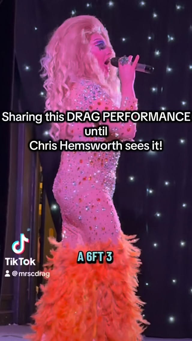 Please share my little drag queen seranade so @chrishemsworth @liamhemsworth sees it!
#dragqueen #dragperfomance #chrishemsworth