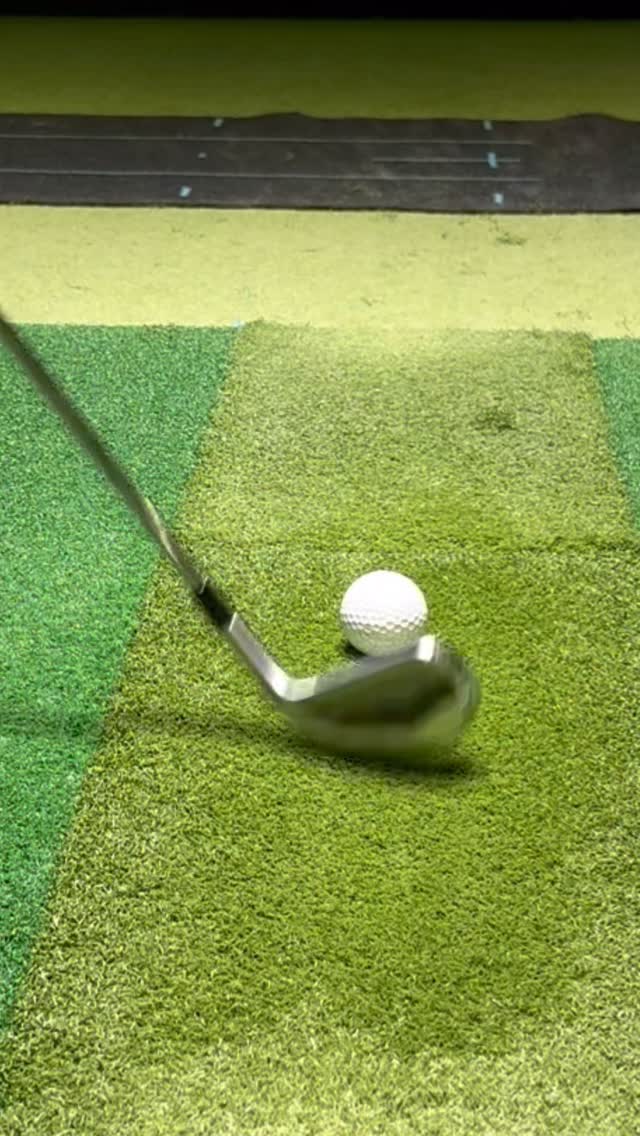 Struggling with a slice? It could come down to three simple problems in your golf swing: club path, club face control and heeled strikes ⛳️
An out to in path, an open club face and contact off the heel are some of the biggest causes of weak fades and big slices. In this video I show you one simple drill that helps neutralise your path, square the face and improve centred strike all at the same time 🎯
If you want to eliminate your slice and start hitting straighter, more powerful shots, lessons are available now. Send me a DM or book via the link in my bio 📩#golfswing #golftips #golftraining #golfcoach #golflife