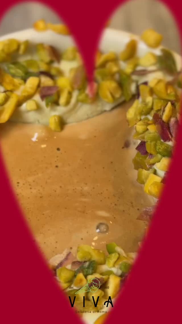 Bir kaşık mutluluk, bir yudum aşk🤍
Viva Affogato ile Sevgililer Günü’nüz kutlu olsun.