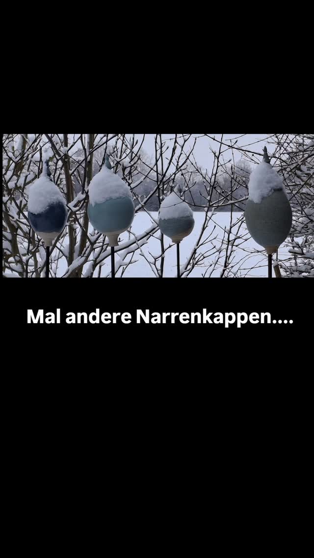 Wer hätte das gedacht nach dem yfrühlingsintermezzo
#keramikwerkstatt #töpferkurse #teapot #töpfern #stemwede