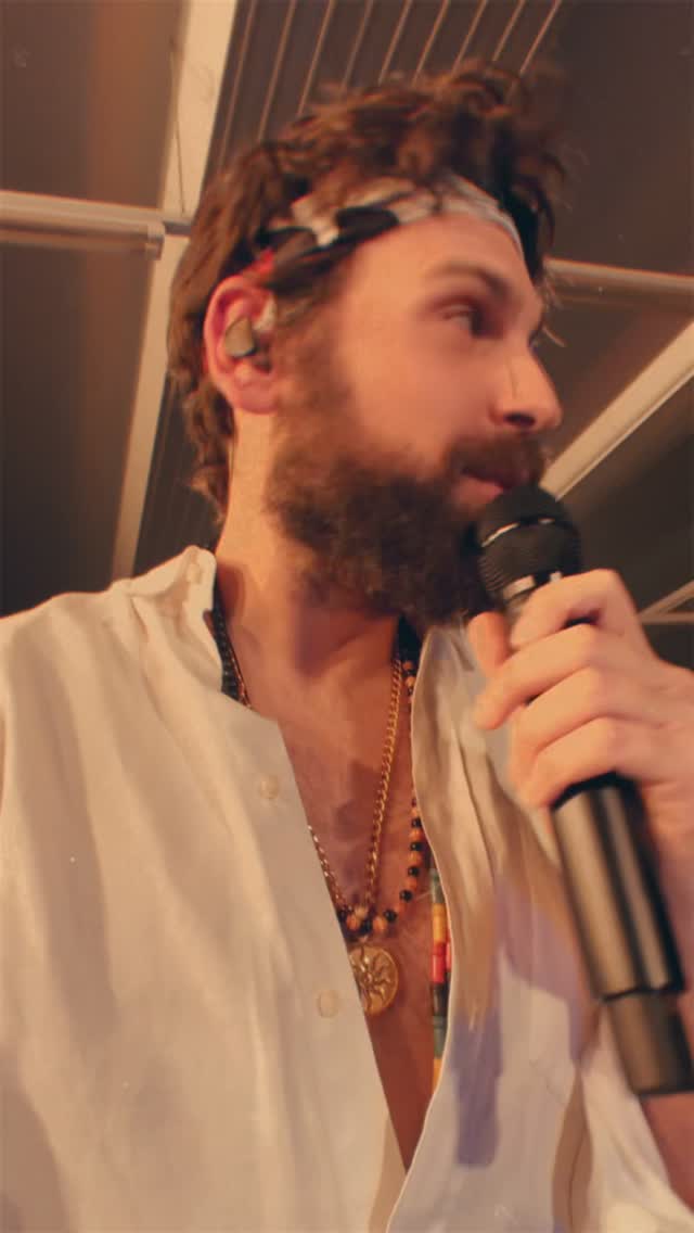 Lo senti??? ❤️ Siamo pronti per un 2026 da paura!!
Grazie @proloco_bussolengo e tutta l’organizzazione della Fiera di San Valentino ✨
#jovasafari #jova #jovanotti #tribute #unmondoaparte