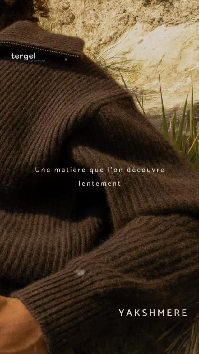 Le brun, l’écru, le gris — des couleurs que la nature crée sans effort, et qui s’installent dans le temps.
Une lecture calme, à découvrir dans notre Journal.
Link in bio
#tergel #yakshmere #tergelyakshmere #naturalluxury #sustainablefashion